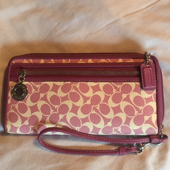 ❌SOLD 🍁💜Coach Chelsea Stripe Satchel💜 - Picture 7 of 8